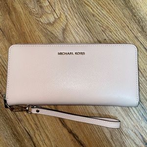 Michael Kors Leather Continental Wristlet